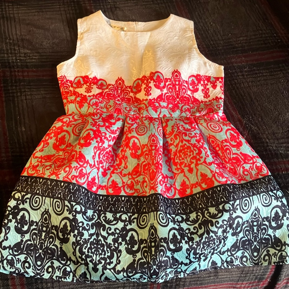 Beautiful dress prefect for spring